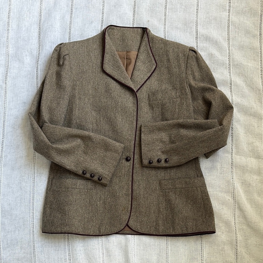 Unique Vintage Brown Blazer with Purple Trim - Picture 6 of 12